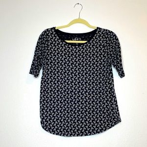 Ann Taylor LOFT printed tee